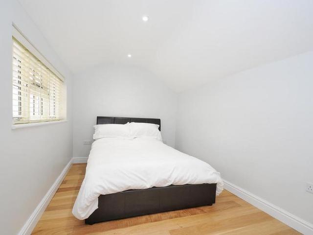 1 bedroom house to rent