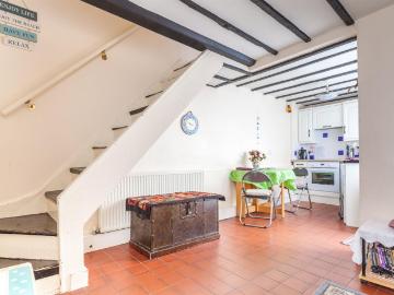 Brighton, East Sussex county, Sussex - Equipped kitchen