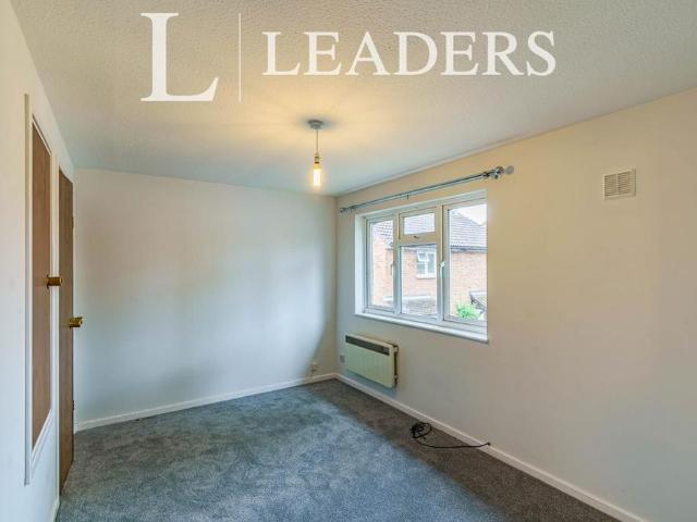 1 bedroom house to rent