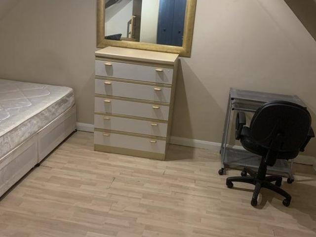 1 bedroom house to rent