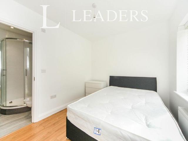 1 bedroom house to rent
