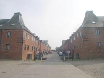 1 bedroom house to rent