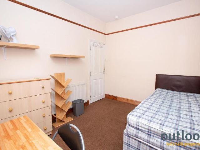 1 bedroom house to rent