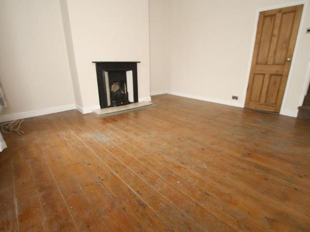 1 bedroom house to rent