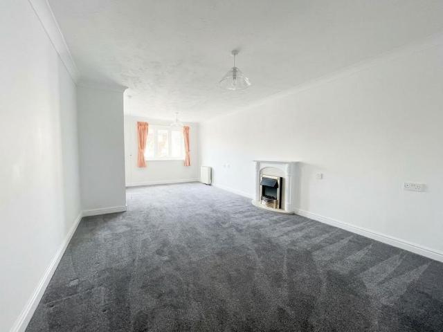 1 bedroom house to rent