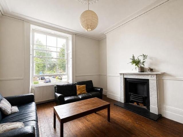 1 bedroom house to rent