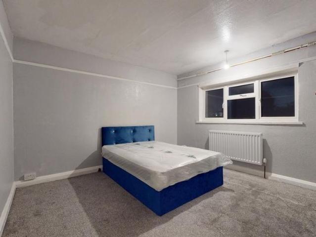 1 bedroom house to rent