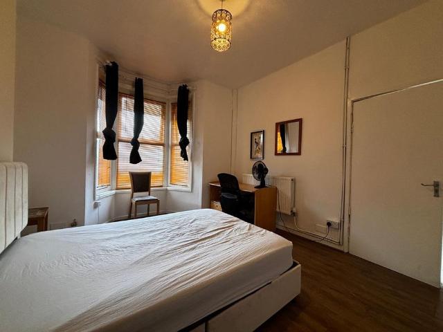 1 bedroom house to rent
