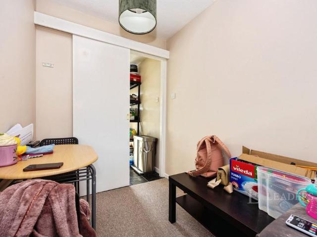 1 bedroom house to rent
