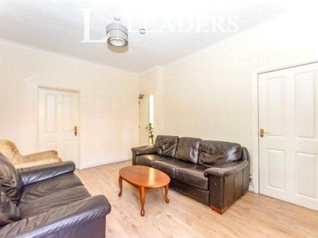 1 bedroom house to rent
