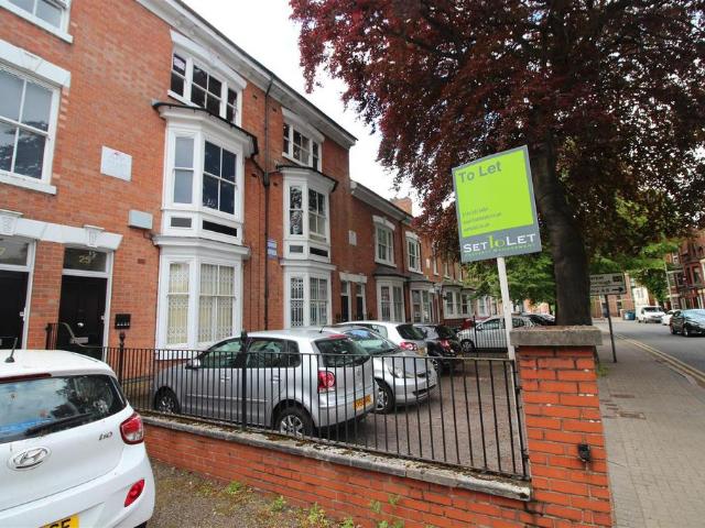1 bedroom house to rent