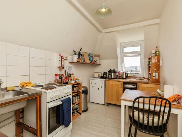 1 bedroom house to rent
