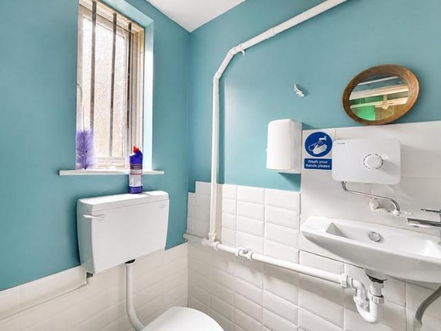 1 bedroom house to rent