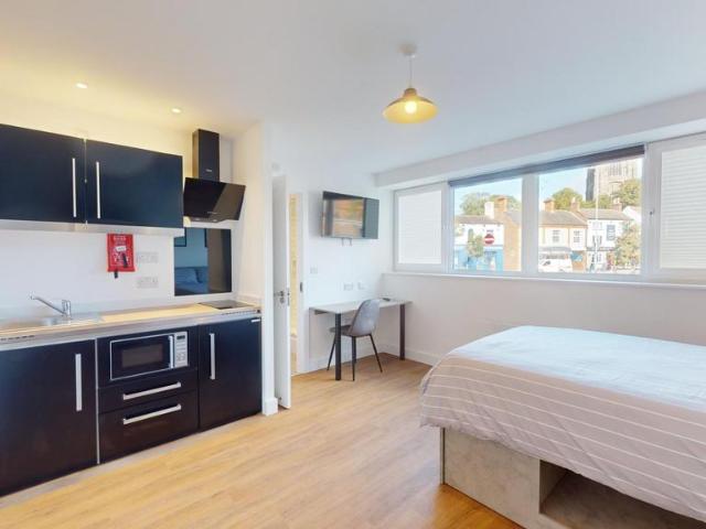 1 bedroom house to rent