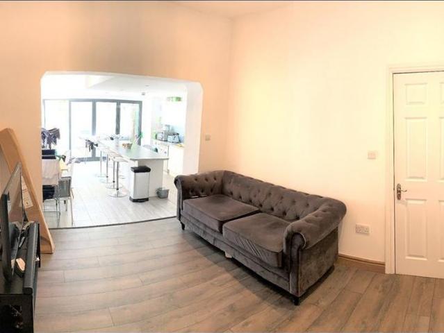 1 bedroom house to rent