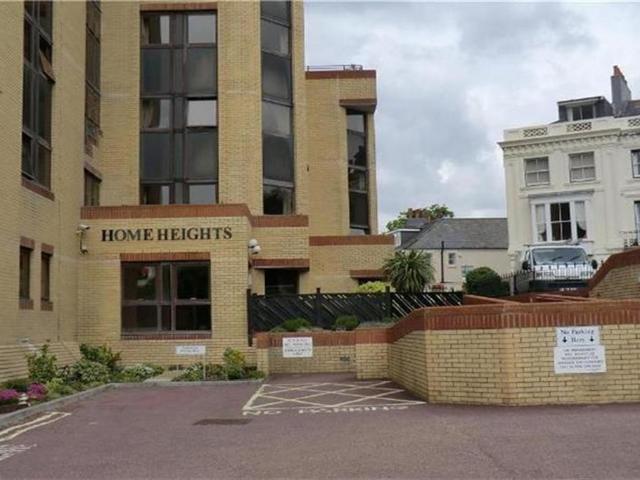 1 bedroom house to rent