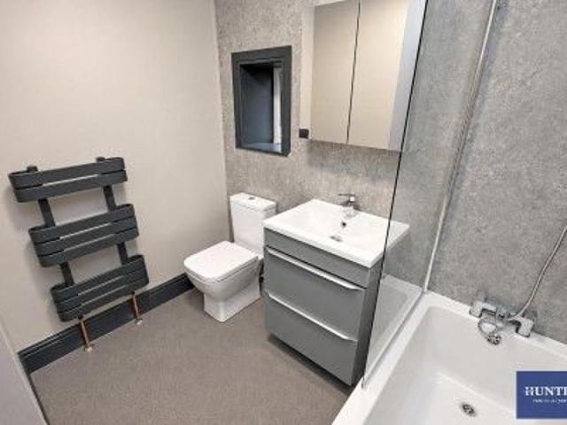 1 bedroom House To Rent Total Size: 517 SQ FT