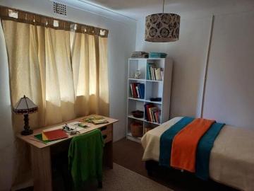 1 Bedroom House to Rent in Universitas