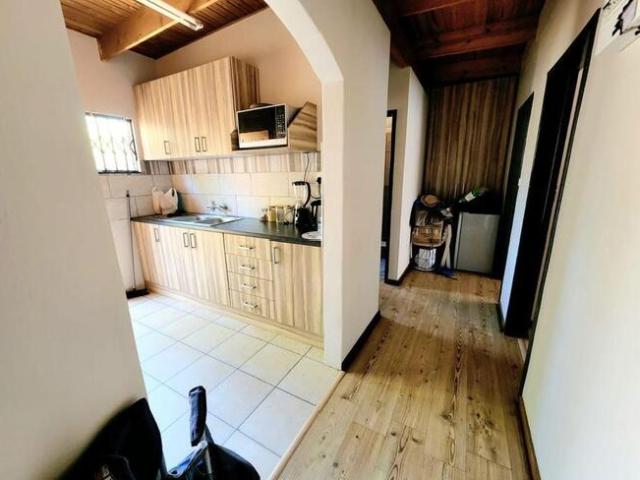 1 Bedroom House to Rent in Universitas