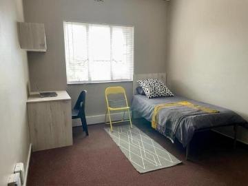 1 Bedroom House to Rent in Westdene