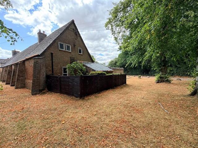 1 Bedroom House To Rent In Wistow Road, Newton Harcourt, Leicester, LE8