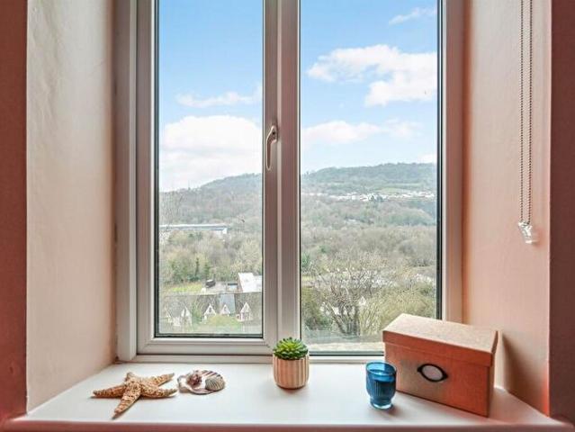 1 Bedroom House To Rent In Wood Road, Pontypridd, CF37