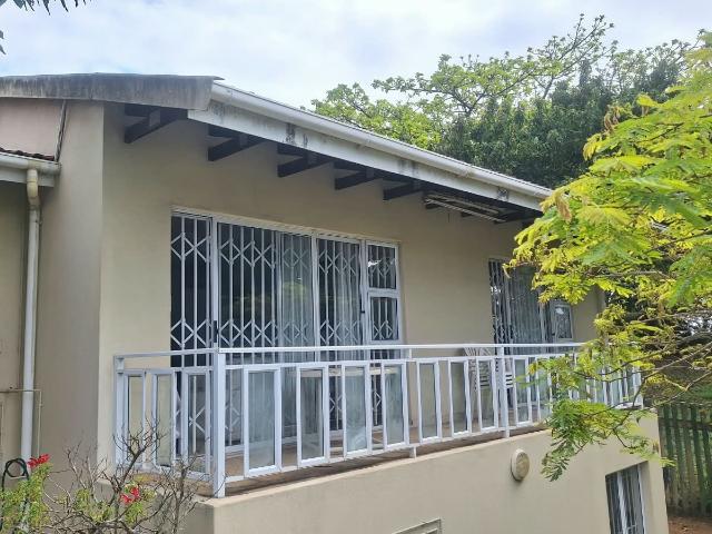 1 Bedroom House To Rent in Athlone Park