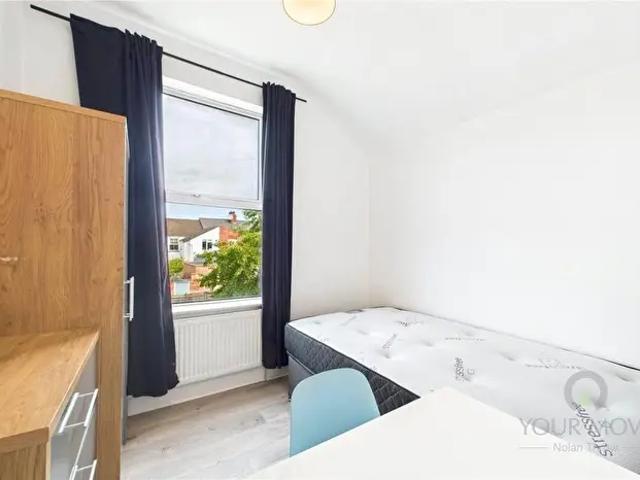 1 Bedroom House To Rent In Cedar Road, Northampton, Northamptonshire, NN1