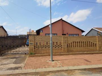 1 Bedroom House to Rent in Dobsonville