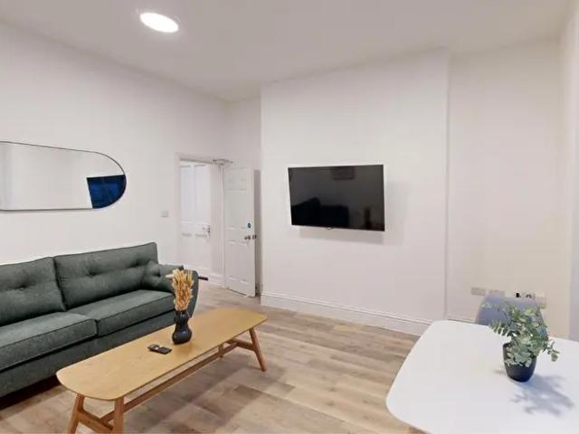 1 Bedroom House To Rent In Flat, Waverley Centre, Portland Road, NG7