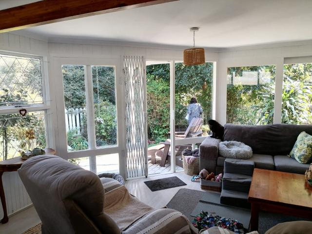 1 Bedroom House To Rent in Hillcrest Central