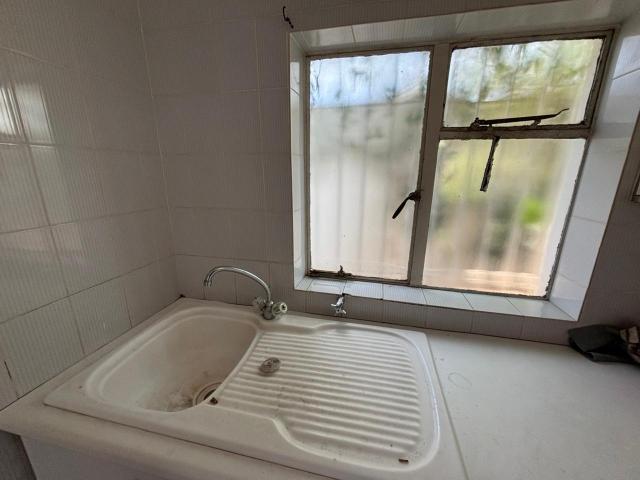 1 Bedroom House To Rent in Kensington