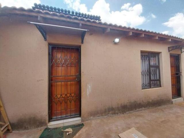 1 Bedroom House to Rent in Protea Glen