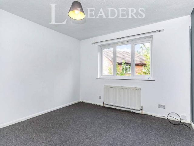 1 bedroom house to rent Keats Avenue, Redhill, RH1