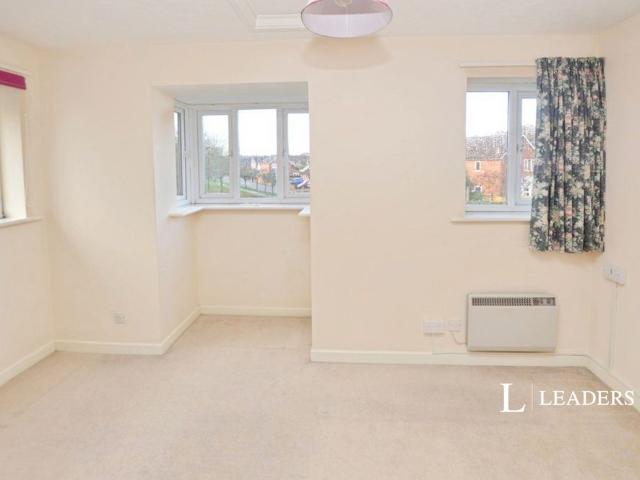 1 bedroom house to rent Kinlett Close, Highwoods, Colchester, CO4