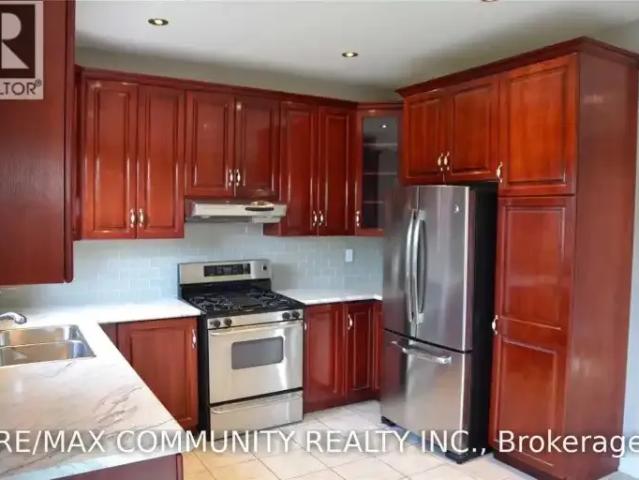 1 Bedroom House Vaughan ON 105674879