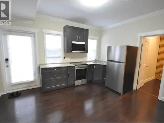 1 Bedroom House Vancouver BC 102113867