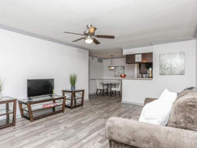 1 bedroom, Houston TX 77042 105853720