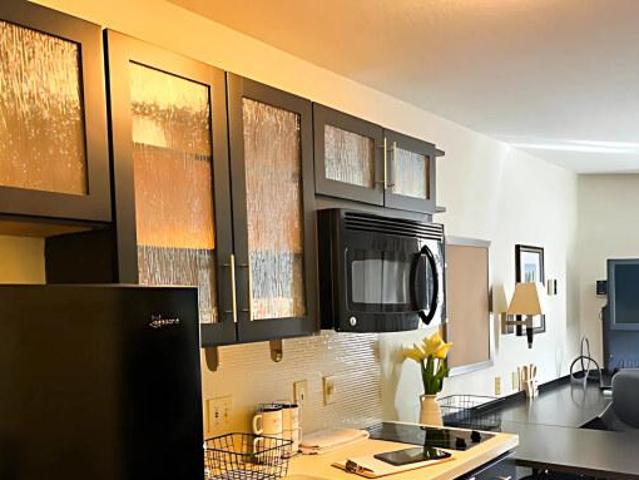 1 bedroom, Houston TX 77042 105864330