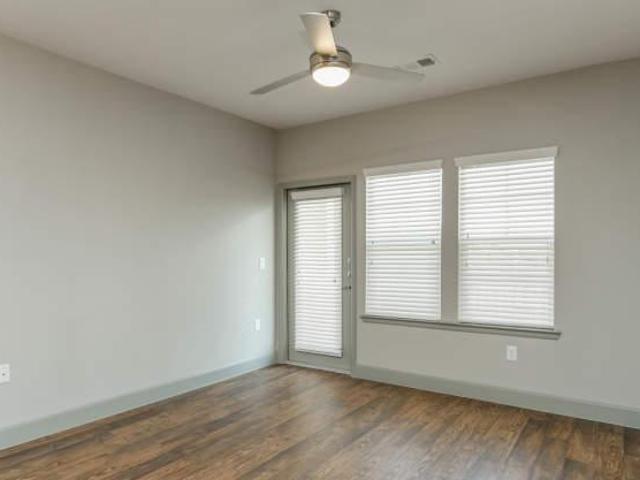 1 bedroom, Houston TX 77049 105851404
