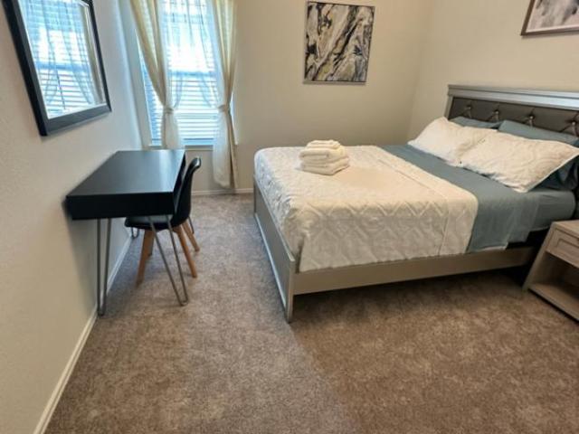 1 bedroom, Houston TX 77053 105731616