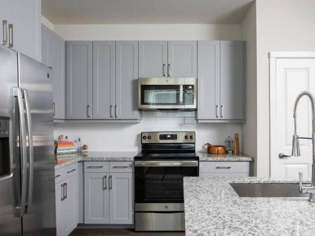 1 bedroom, Houston TX 77055 96295018