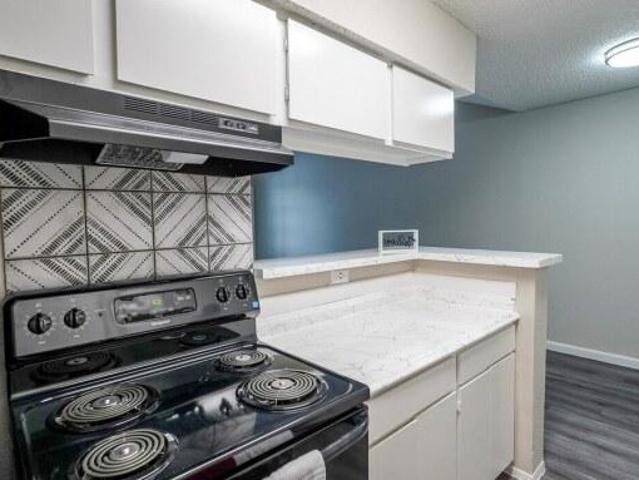 1 bedroom, Houston TX 77067 105851342