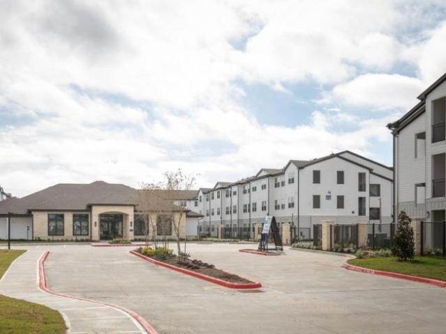 1 bedroom, Houston TX 77066 105970069