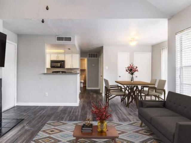 1 bedroom, Houston TX 77069 104861701