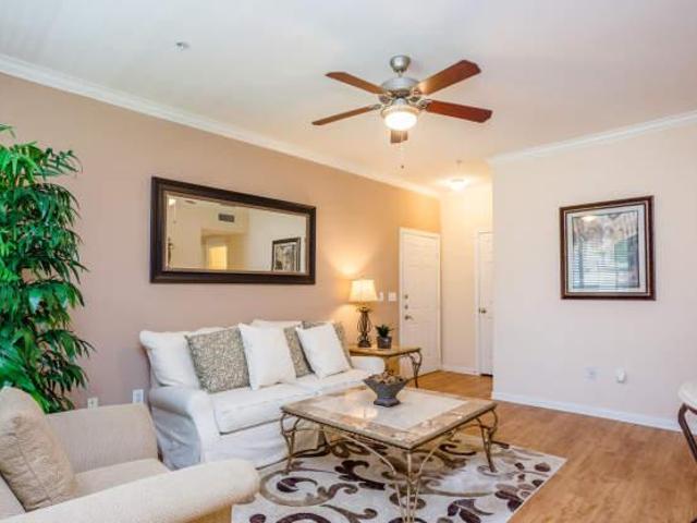 1 bedroom, Houston TX 77070 104862148