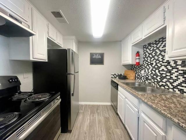 1 bedroom, Houston TX 77077 99055419