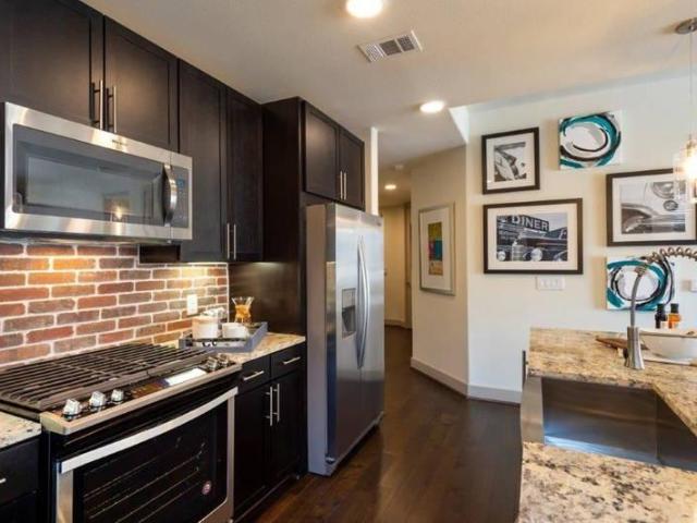 1 bedroom, Houston TX 77002 106117067