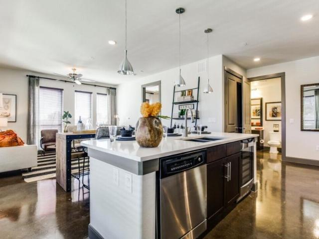 1 bedroom, Houston TX 77007 94869064