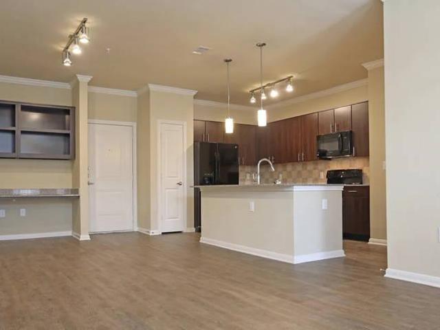 1 bedroom, Houston TX 77008 96294625